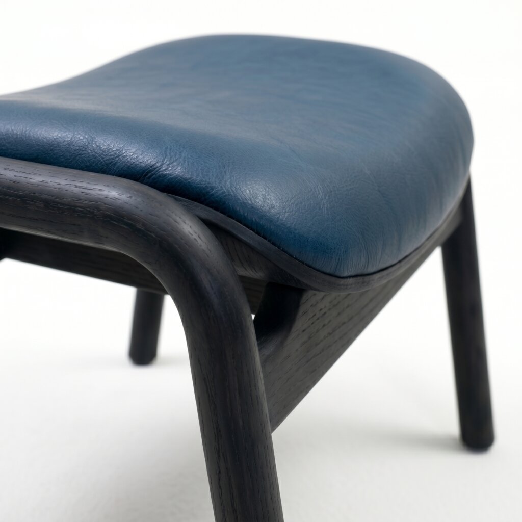 ARATA Stools (2)