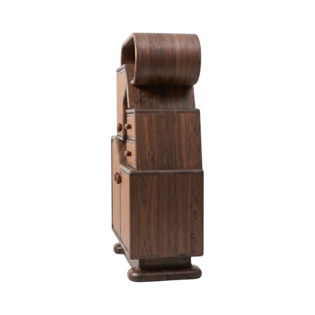 Avelia III Cabinet side