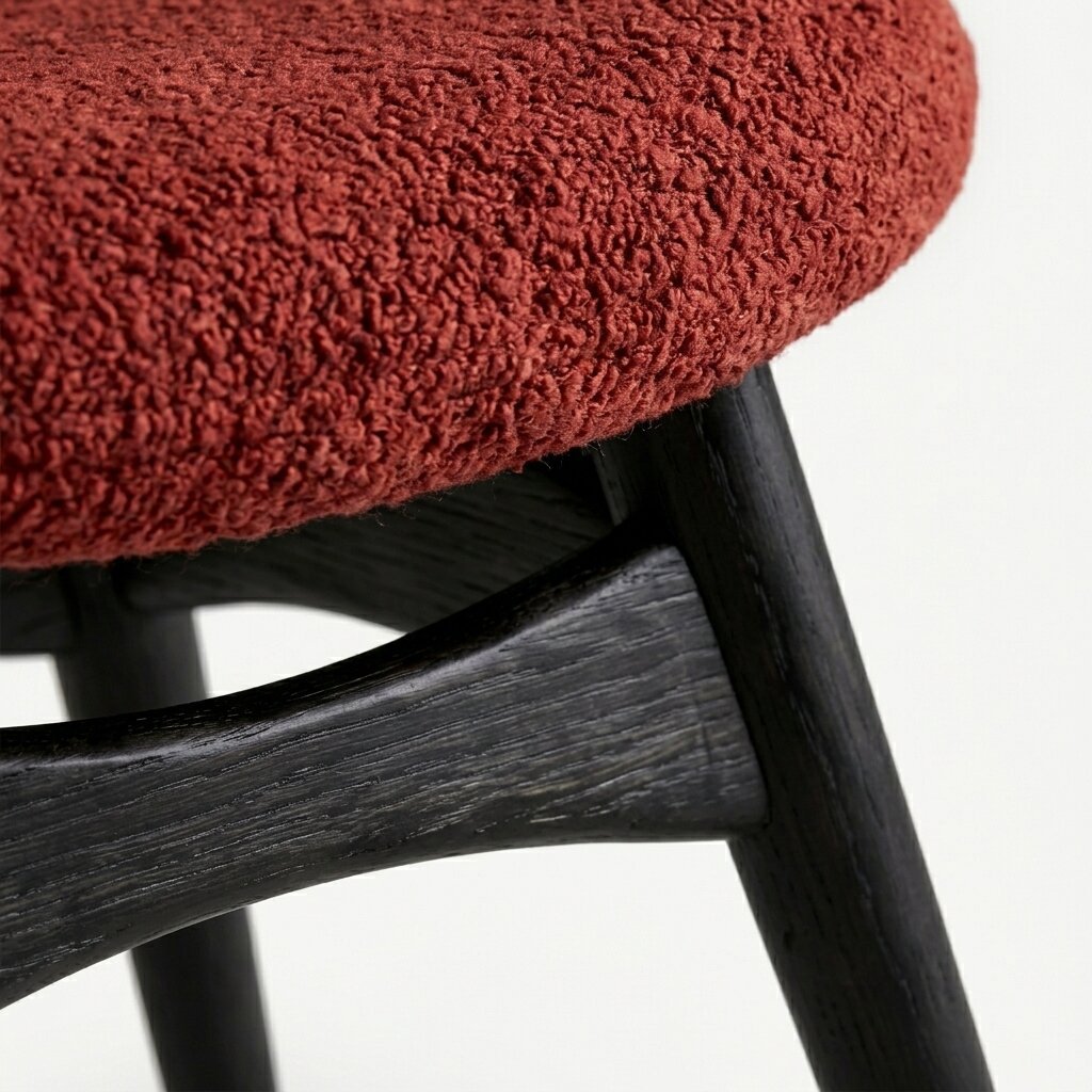 SAKI STOOL (1)